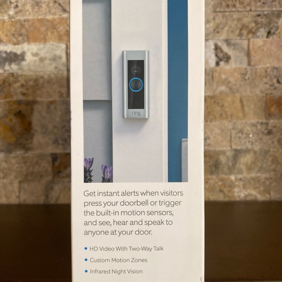RING VIDEO DOORBELL PRO - HARDWIRED VIDEO DOORBELL (Includes 4 faceplates) - Picture 3 of 8